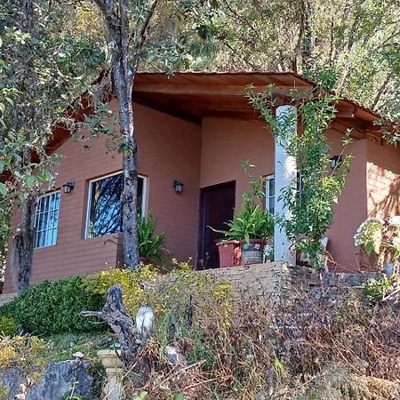 El Pacifico Cabana Con Banera Y Chimeneas En Puesta De Sol מראה חיצוני תמונה