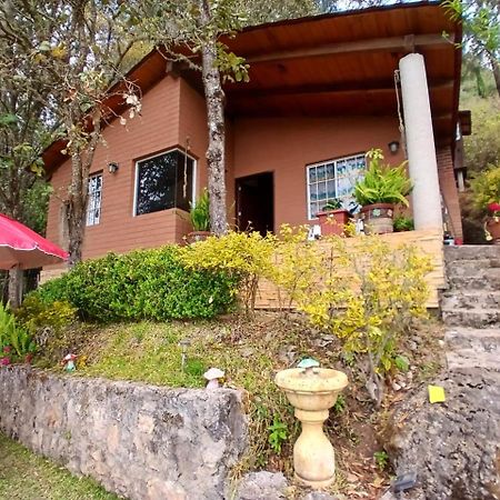 El Pacifico Cabana Con Banera Y Chimeneas En Puesta De Sol מראה חיצוני תמונה