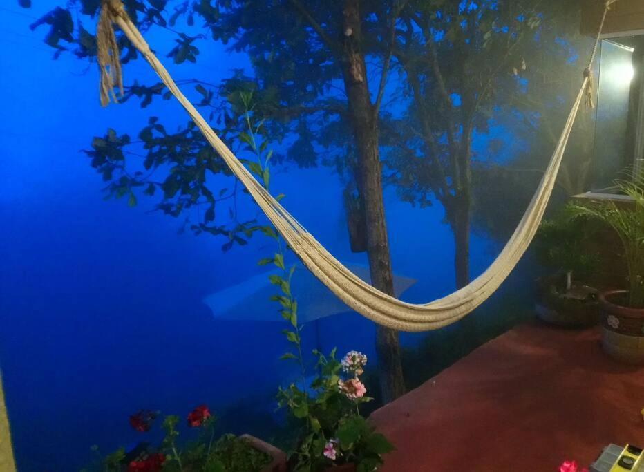 El Pacifico Cabana Con Banera Y Chimeneas En Puesta De Sol מראה חיצוני תמונה