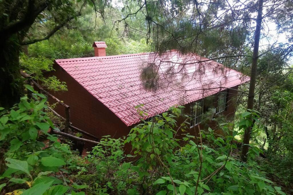 El Pacifico Cabana Con Banera Y Chimeneas En Puesta De Sol מראה חיצוני תמונה
