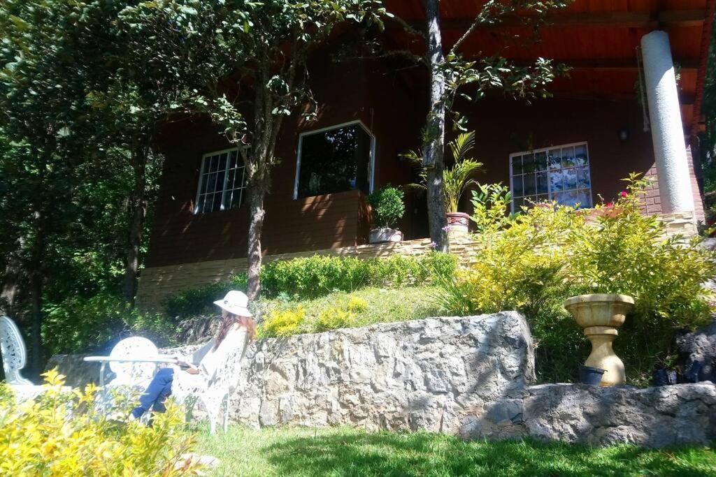 El Pacifico Cabana Con Banera Y Chimeneas En Puesta De Sol מראה חיצוני תמונה