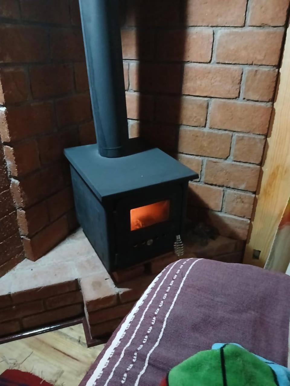 El Pacifico Cabana Con Banera Y Chimeneas En Puesta De Sol מראה חיצוני תמונה