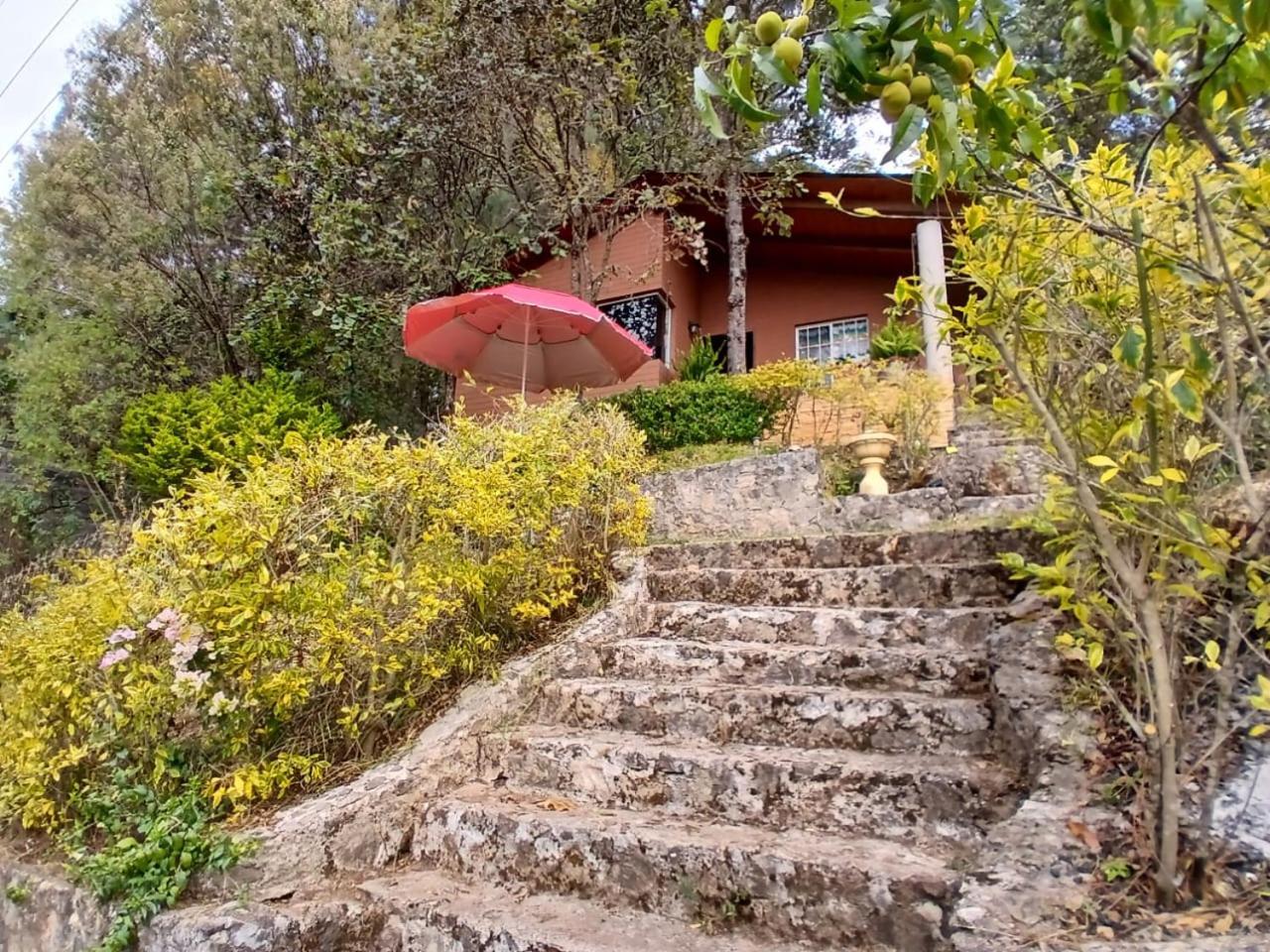 El Pacifico Cabana Con Banera Y Chimeneas En Puesta De Sol מראה חיצוני תמונה