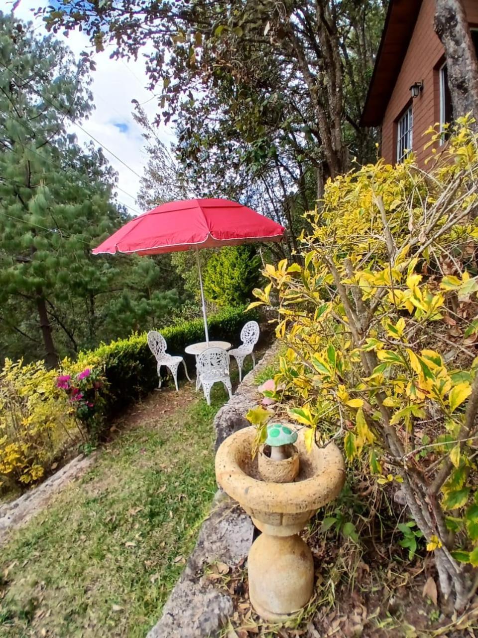 El Pacifico Cabana Con Banera Y Chimeneas En Puesta De Sol מראה חיצוני תמונה